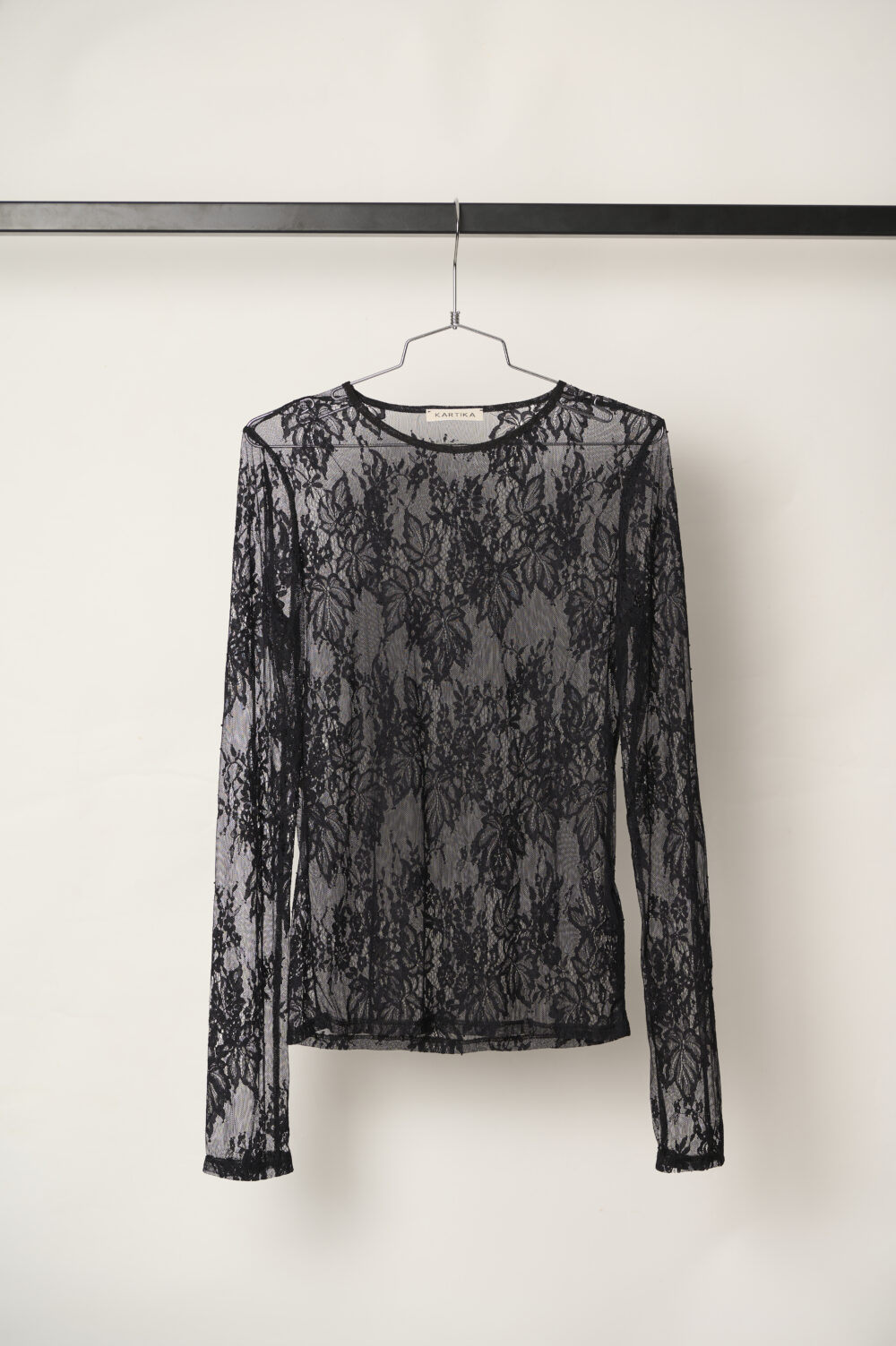Maglia in Pizzo Nero – Kartika